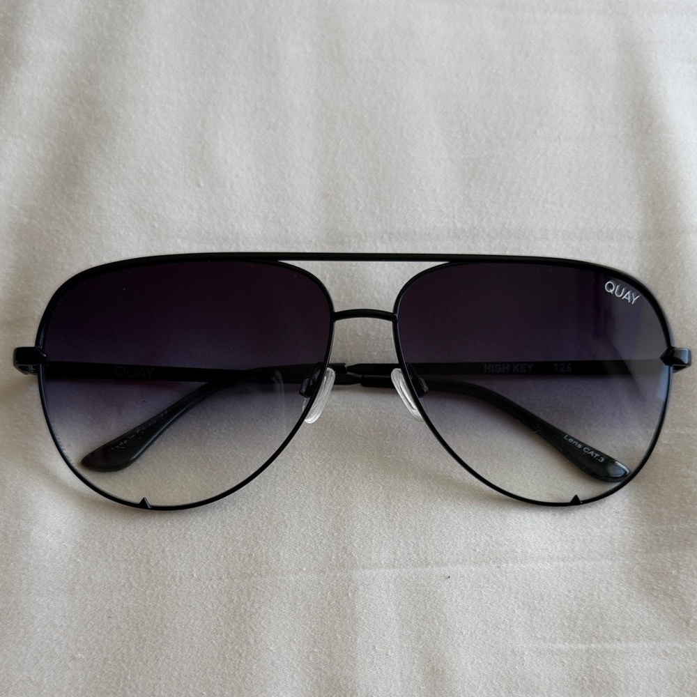 Quay Australia Black Large Aviator Sunglasses with Gradient Lenses